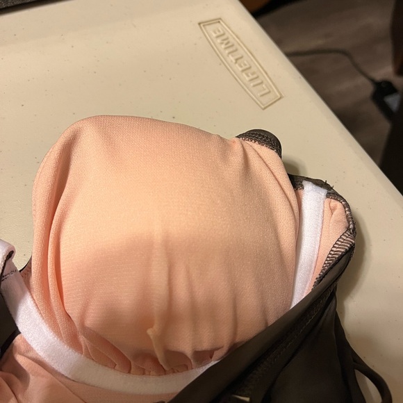 Small size bathing suit, beautiful dark brown by CUPSHE x Stassie - Picture 11 of 13